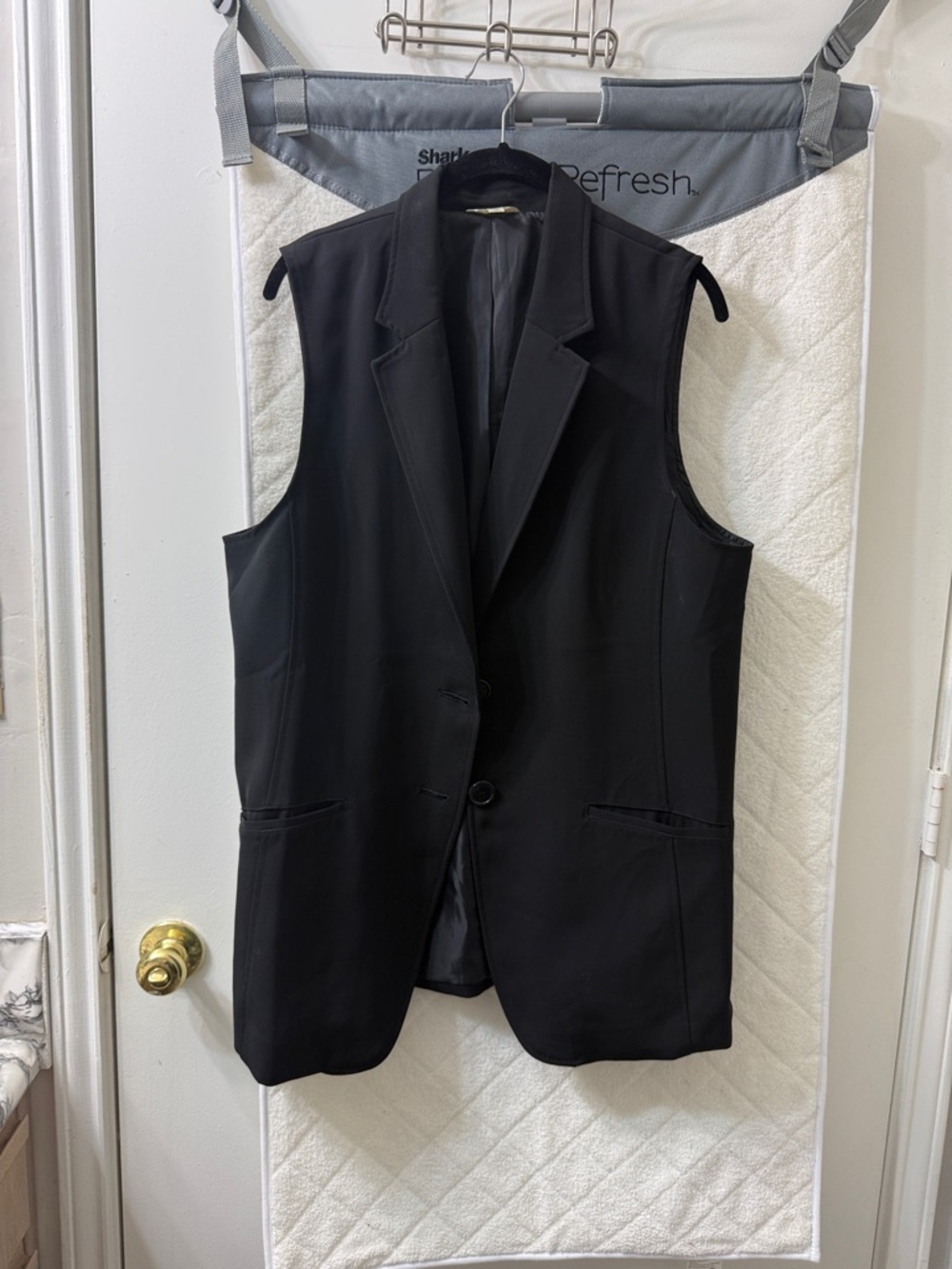 Max Studio Black Sleeveless Blazer Vest